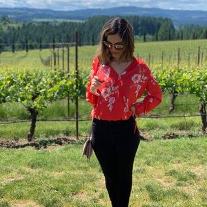 Meet your Posher, Samara